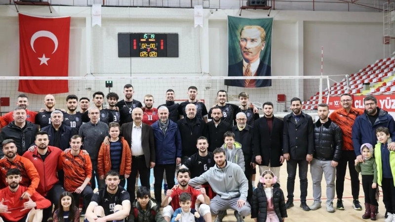 GEBZE VOLEYBOL TAKIMI PLAY-OFF'A ADINI YAZDIRDI (SPOR HABERİ)