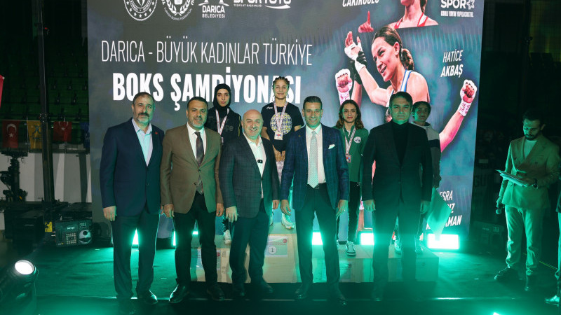 Darıca’da Büyük Kadınlar Türkiye Boks Şampiyonası Fırtınası